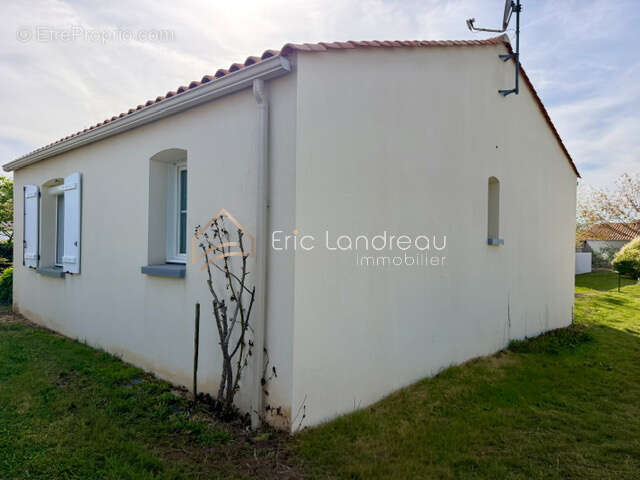 Maison à TALMONT-SAINT-HILAIRE