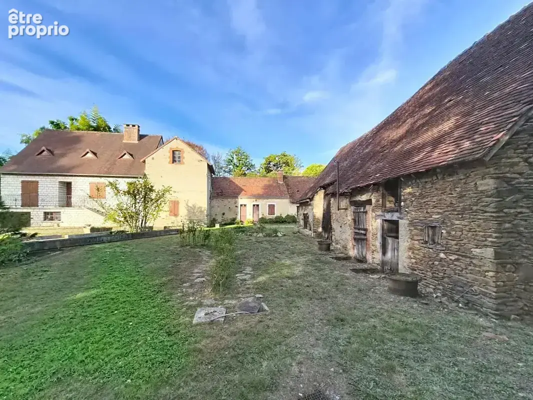 Maison 5 pièces 170 m² à vendre à Saint-Denis-De-Jouhet (36230) - photo 5