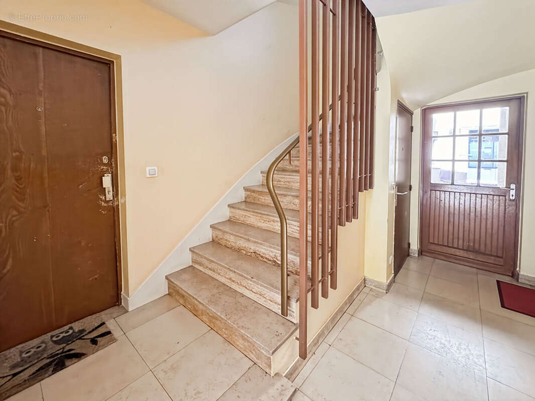 Appartement à ROSNY-SOUS-BOIS