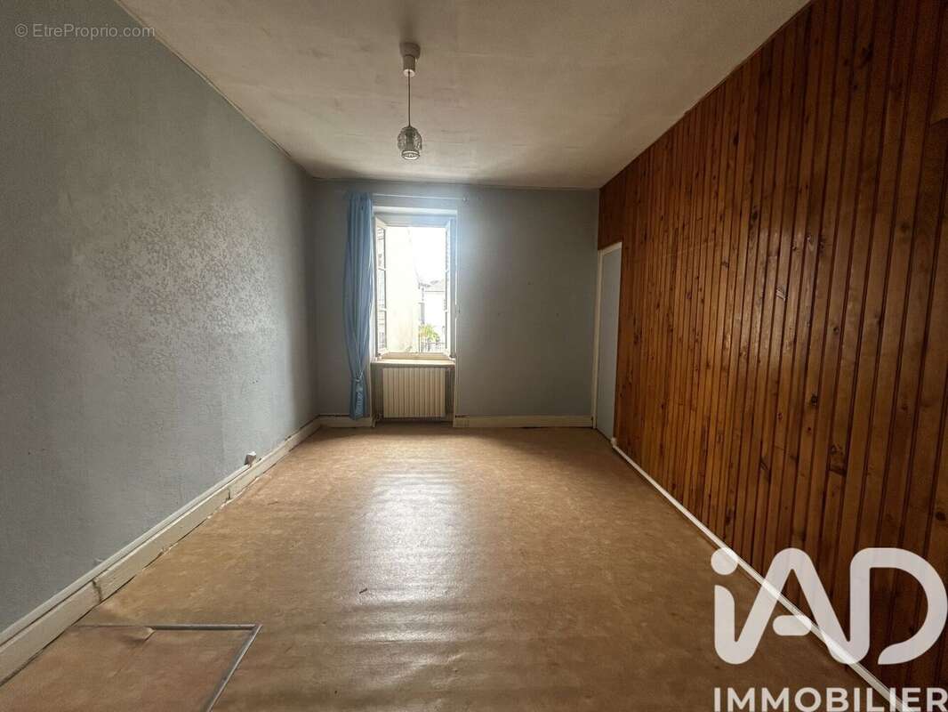 Photo 9 - Maison à MONTLUCON