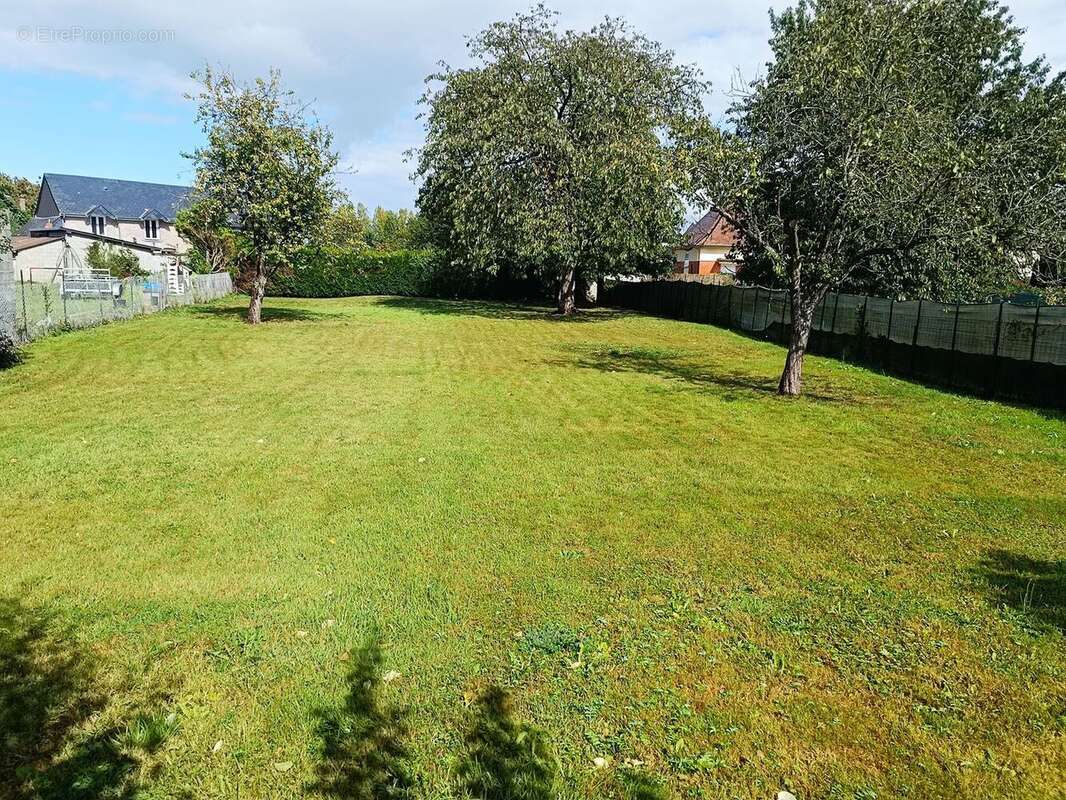 Maison à HORNOY-LE-BOURG