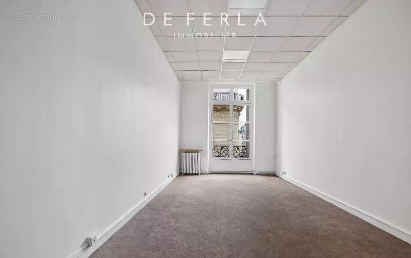 Bureaux avec commercialité - Paris XVIème - photo 11