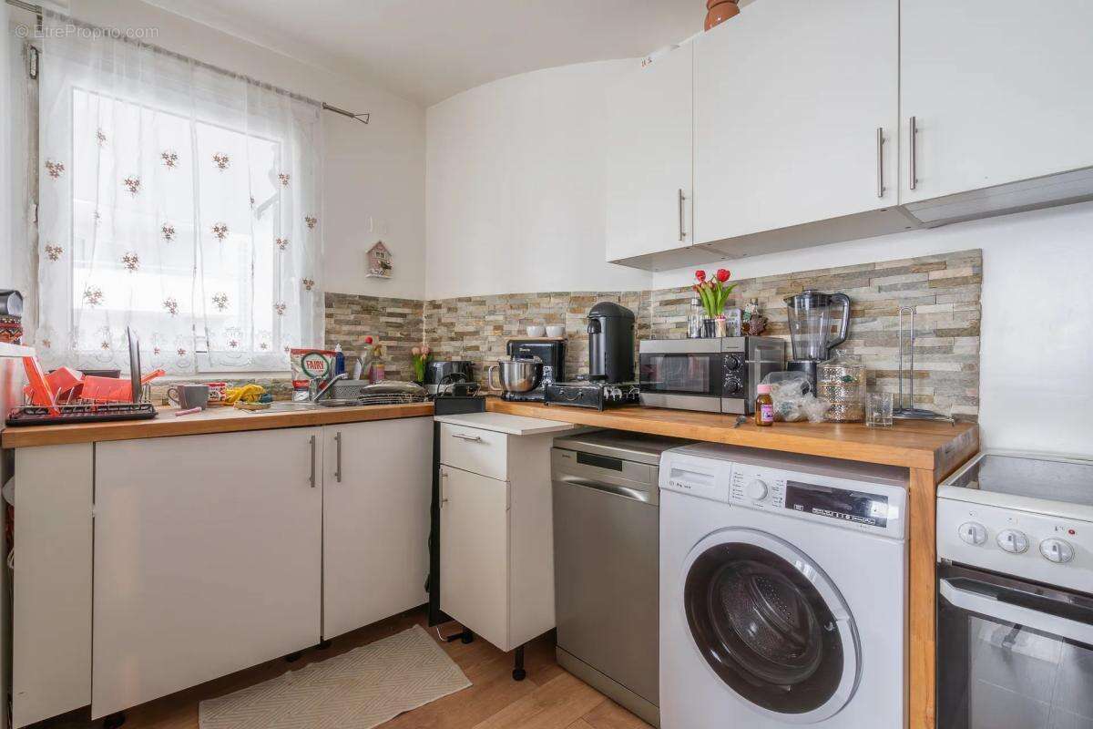 Appartement à DUGNY
