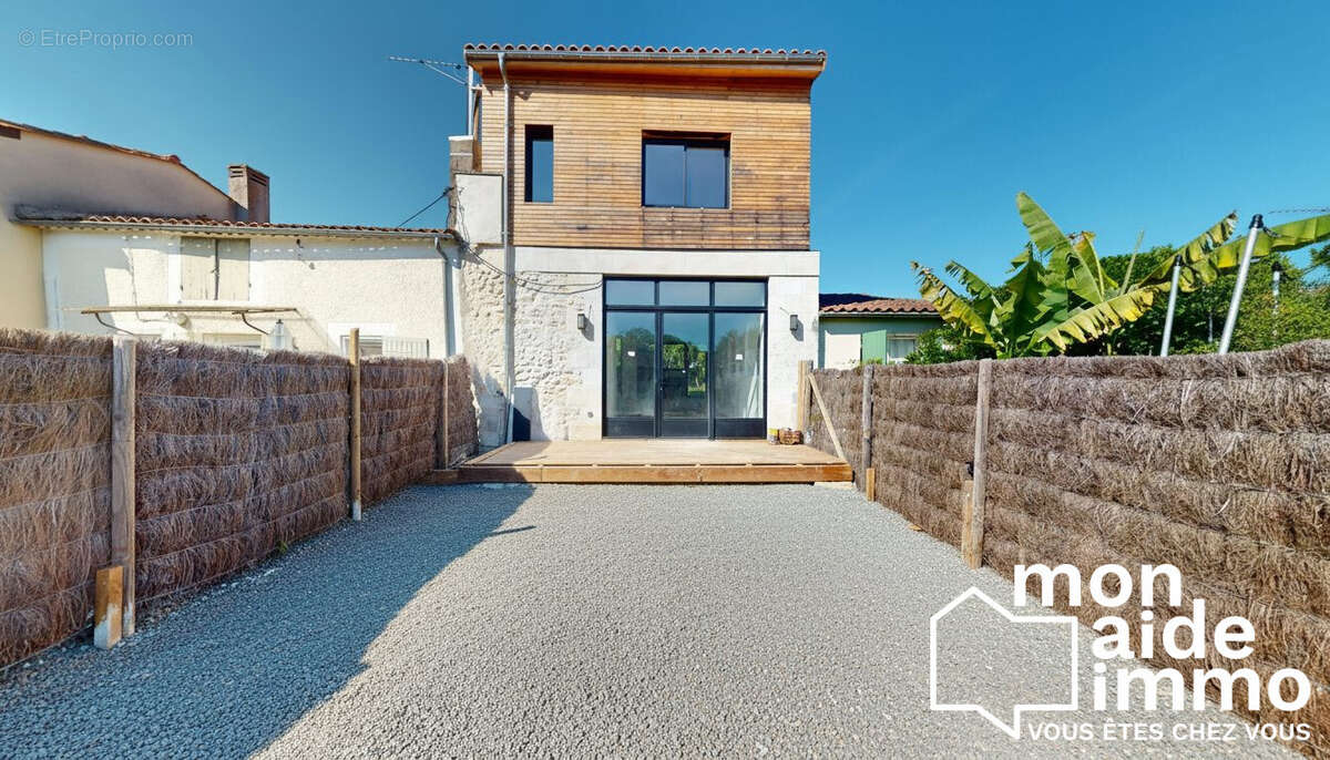 Maison à CENAC