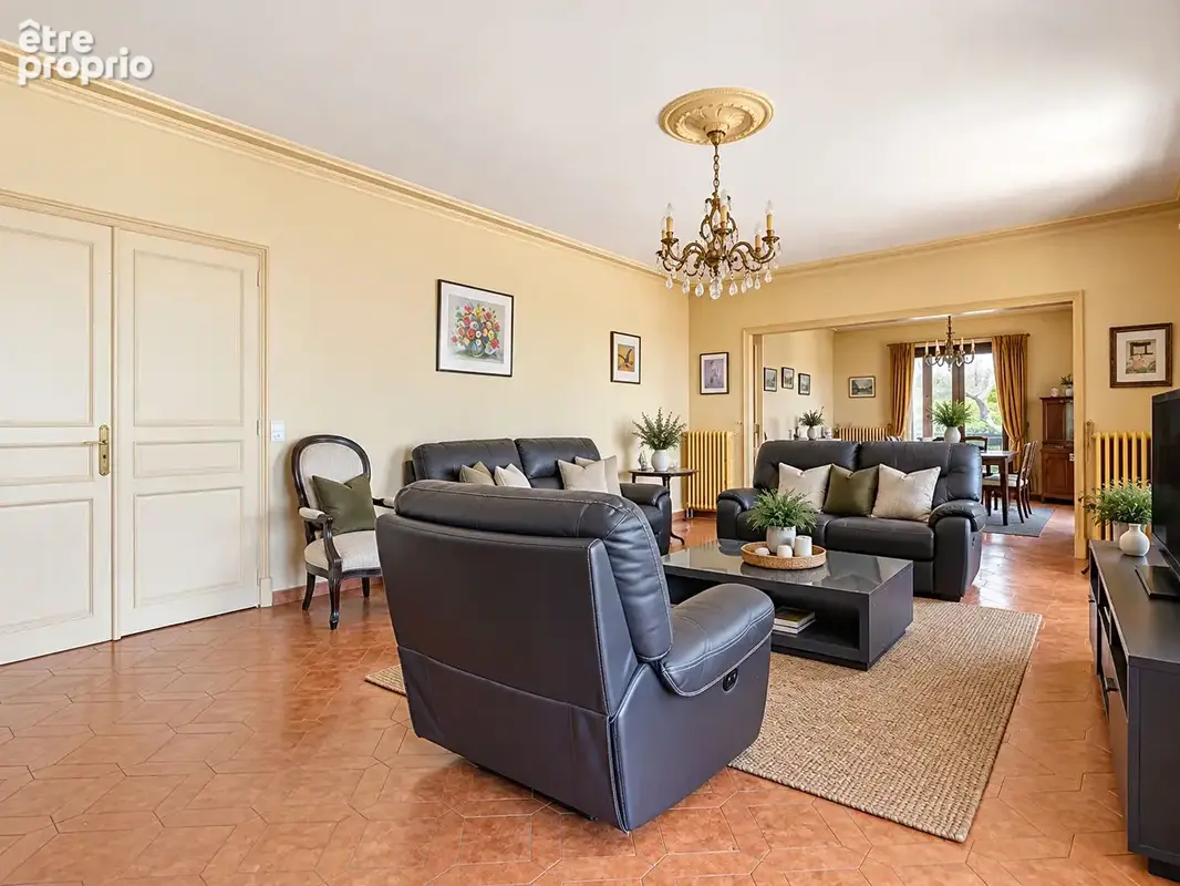 Villa Verfeil 9 pièces avec très grand garage en sous-sol et un terrain - photo 3