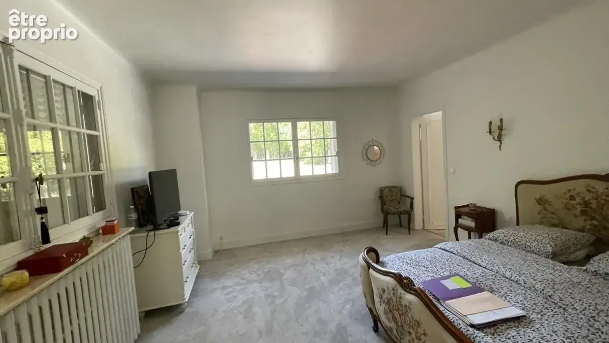 Lamorlaye maison + appartement sur 4500 m2 de terrain - photo 6