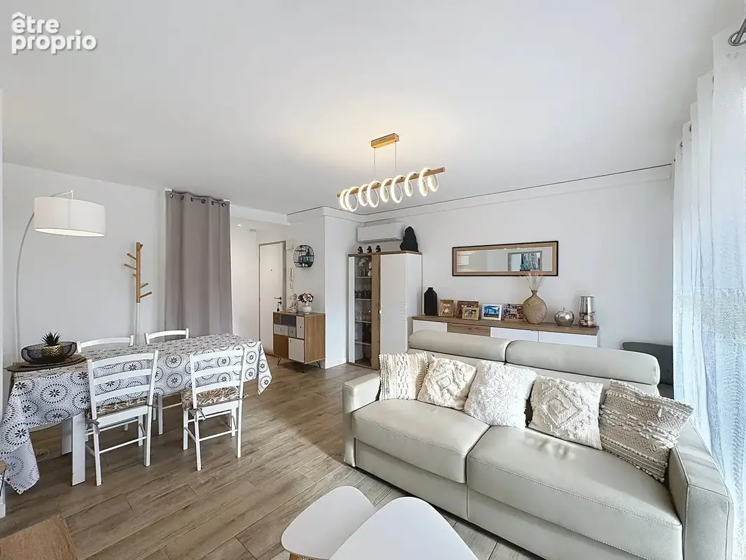 Golfe juan - bel appartement 4 pièces rénové avec terrasse, parking et cave - photo 4