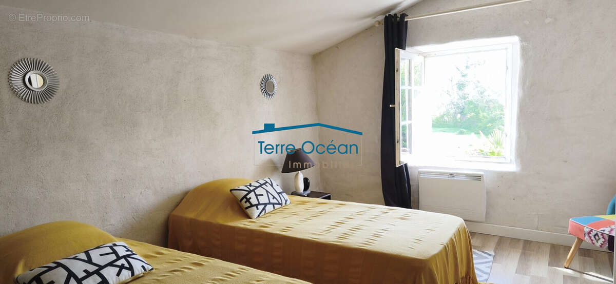 Maison à CORME-ECLUSE