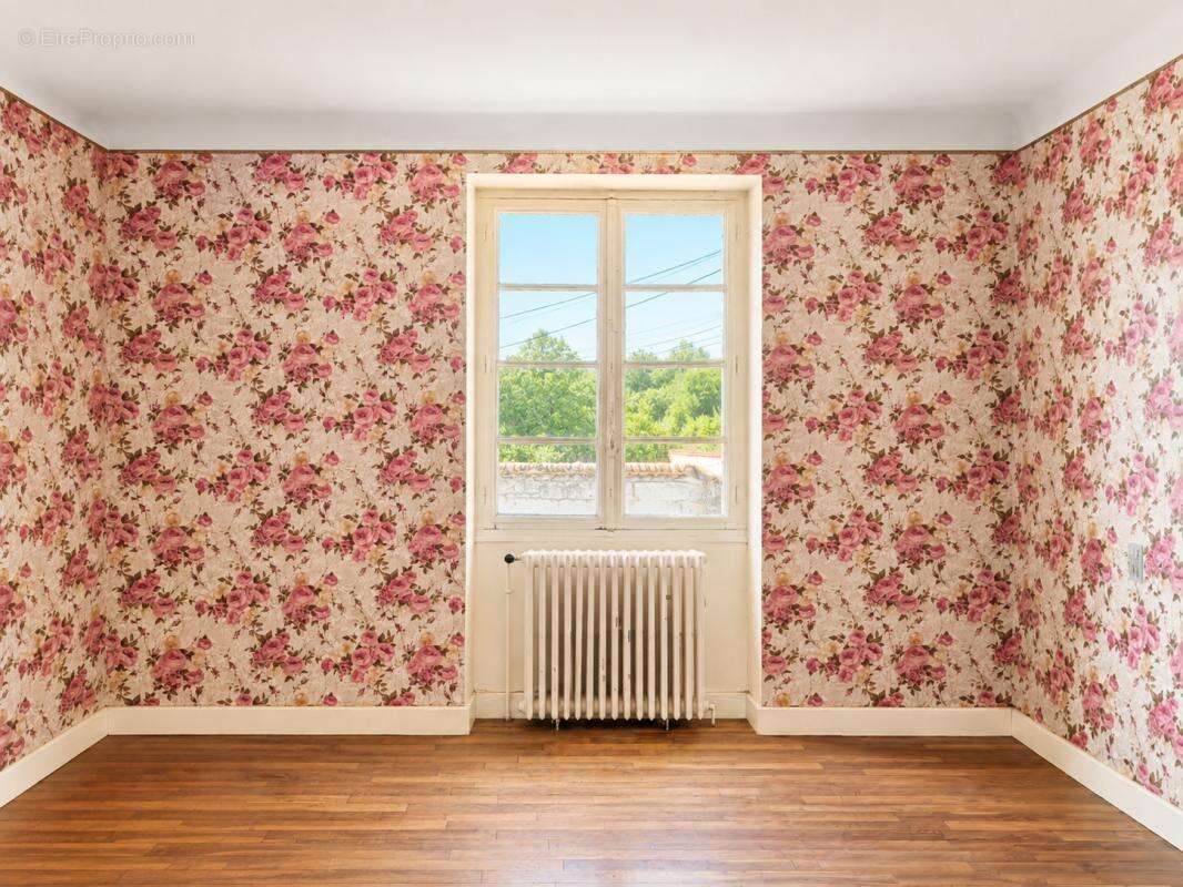 Maison à Courcôme à 5 min de la N10 - photo 6