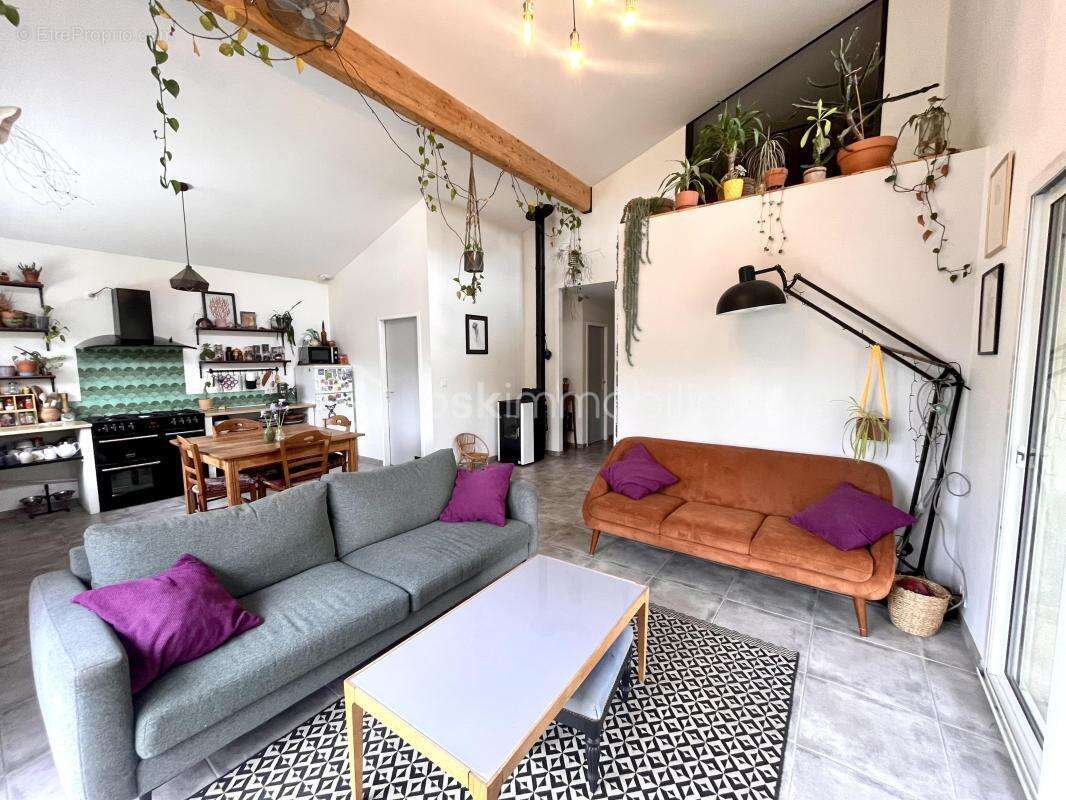 Maison à GRAYAN-ET-L'HOPITAL