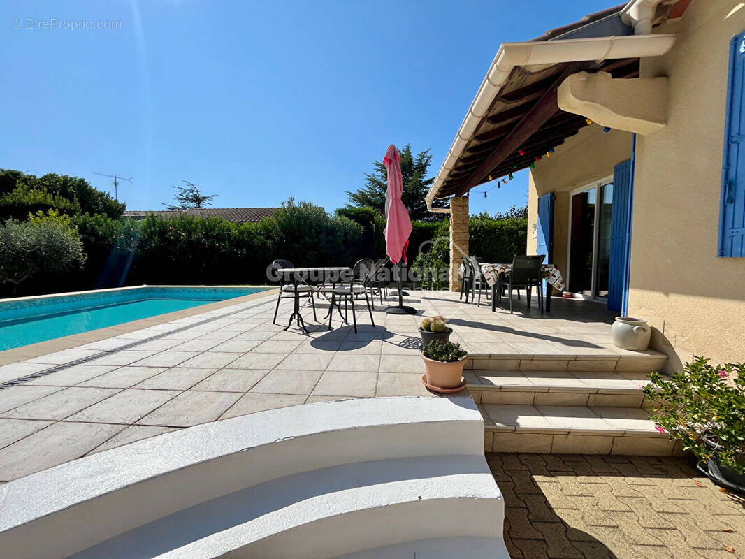 Maison à CHATEAURENARD