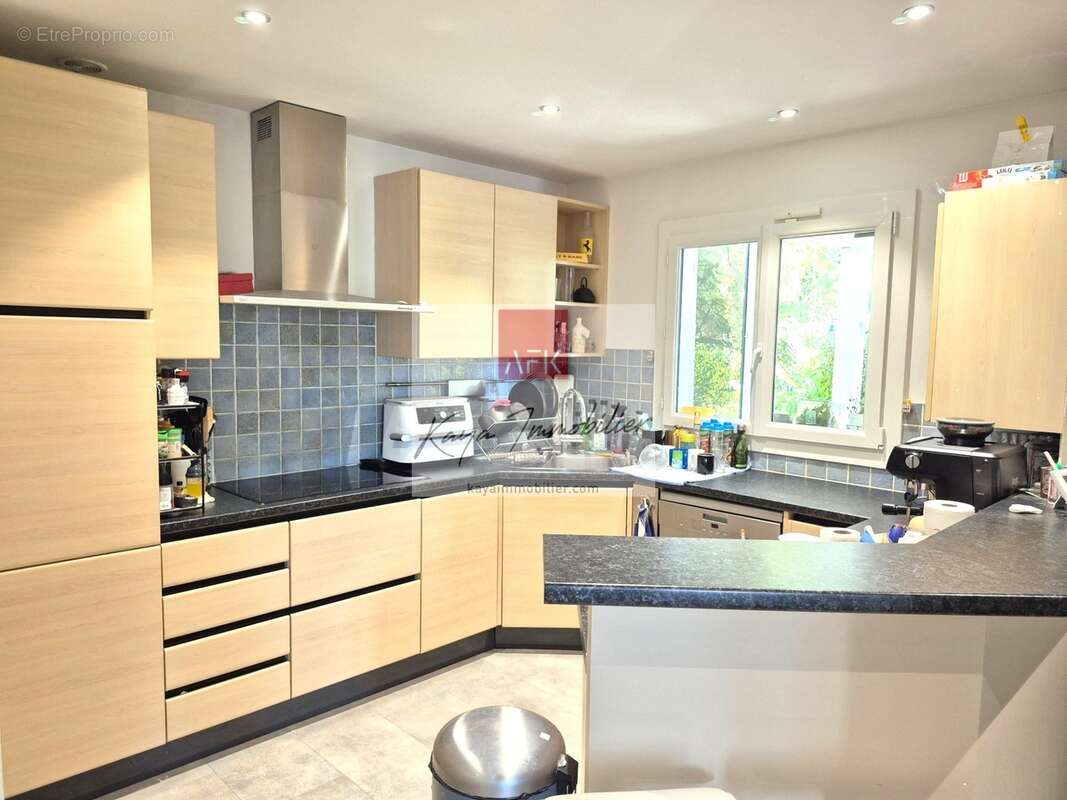 Maison à CRANVES-SALES