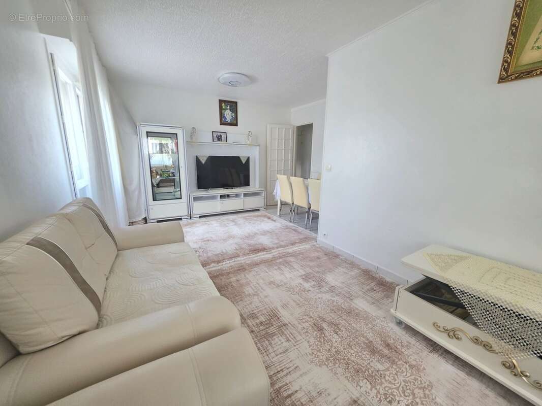 Appartement à vendre 5 pièces GRIGNY (91) - photo 3