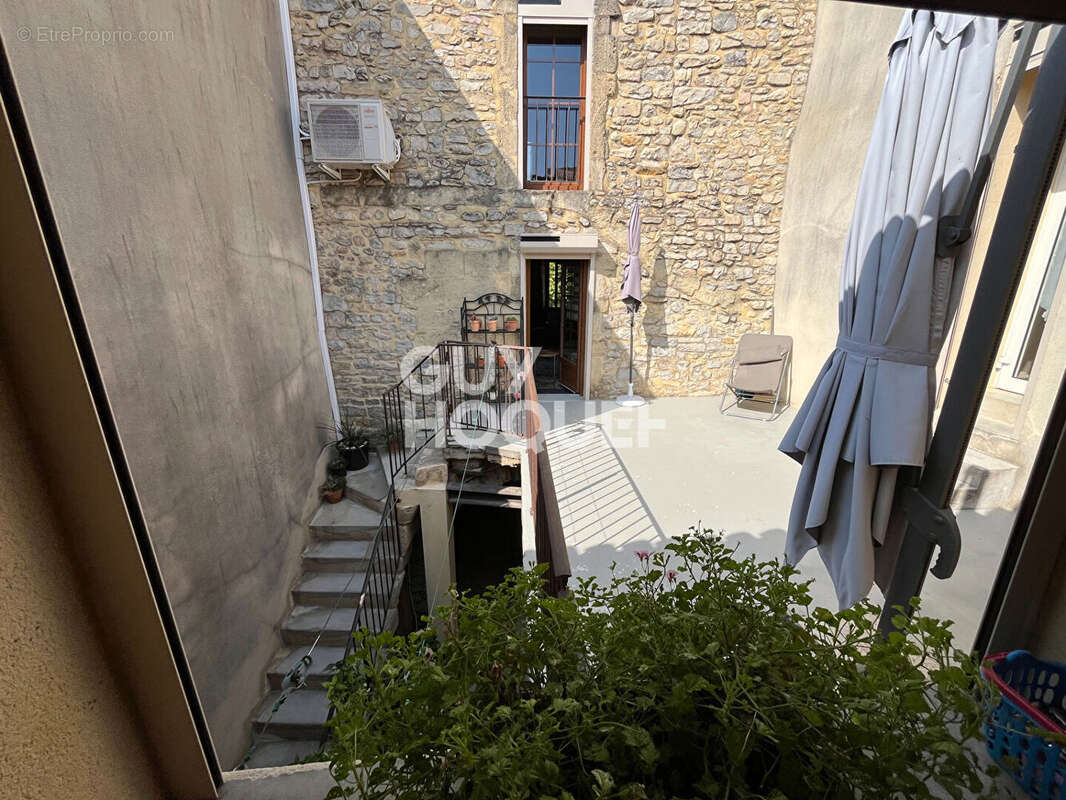 Maison à CLARENSAC