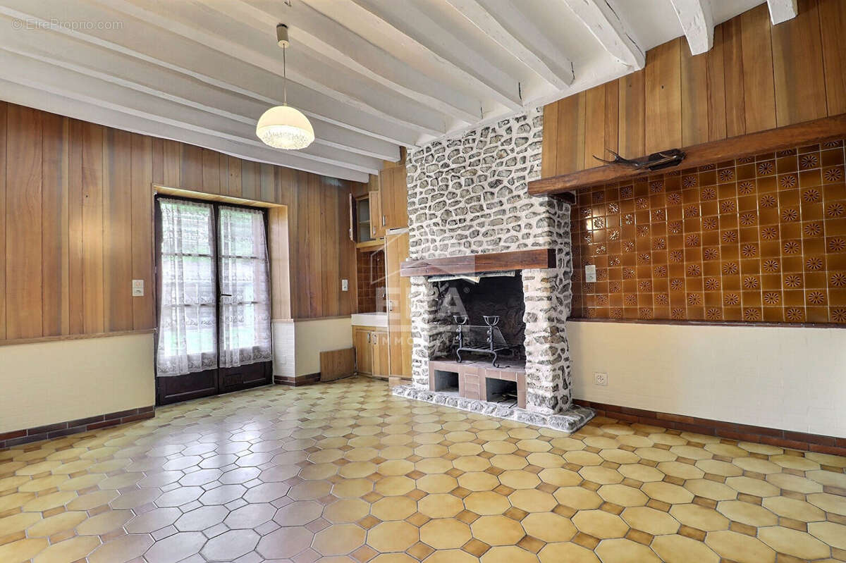 Maison à CHALO-SAINT-MARS