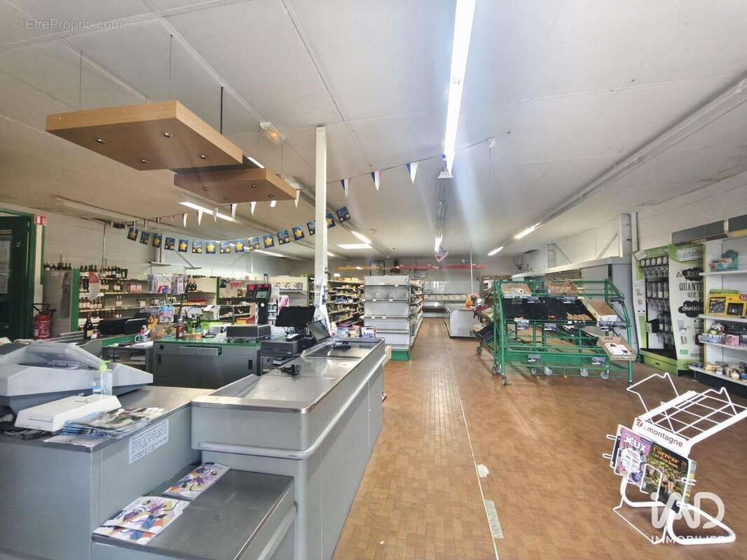 Photo 4 - Commerce à VIGEOIS