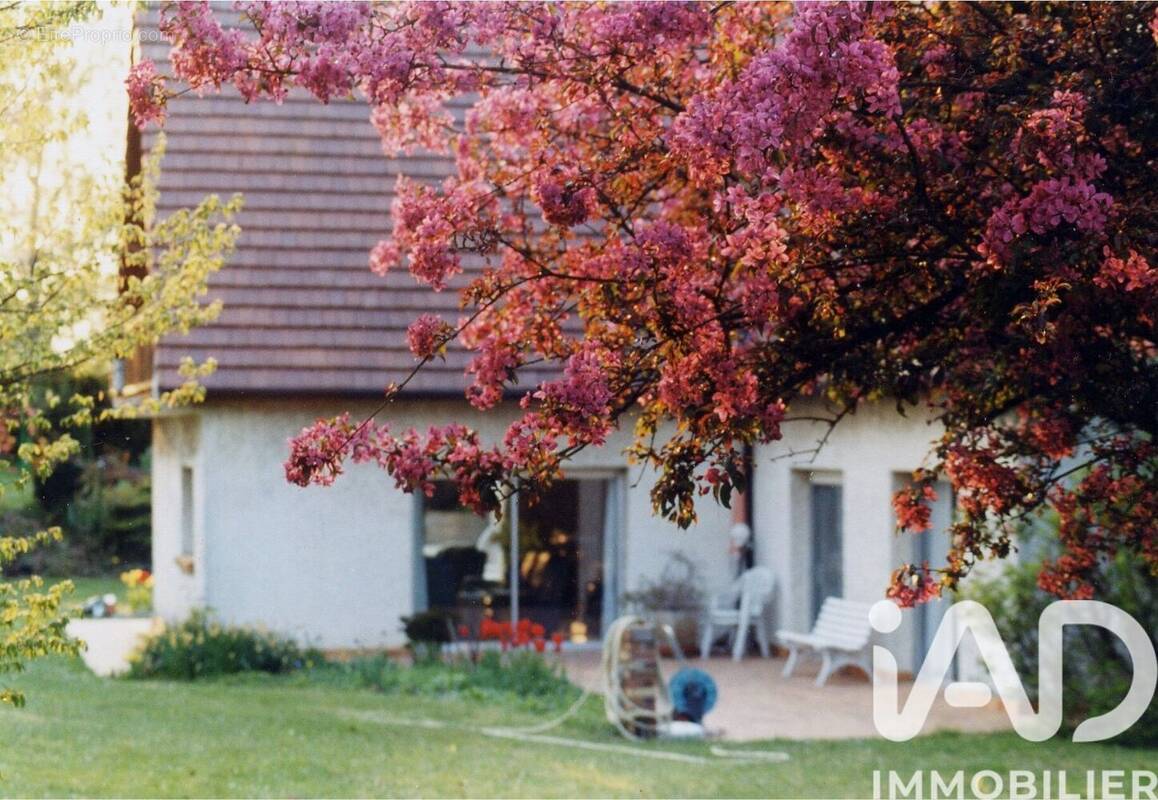 Photo 1 - Maison à MAREIL-SUR-MAULDRE