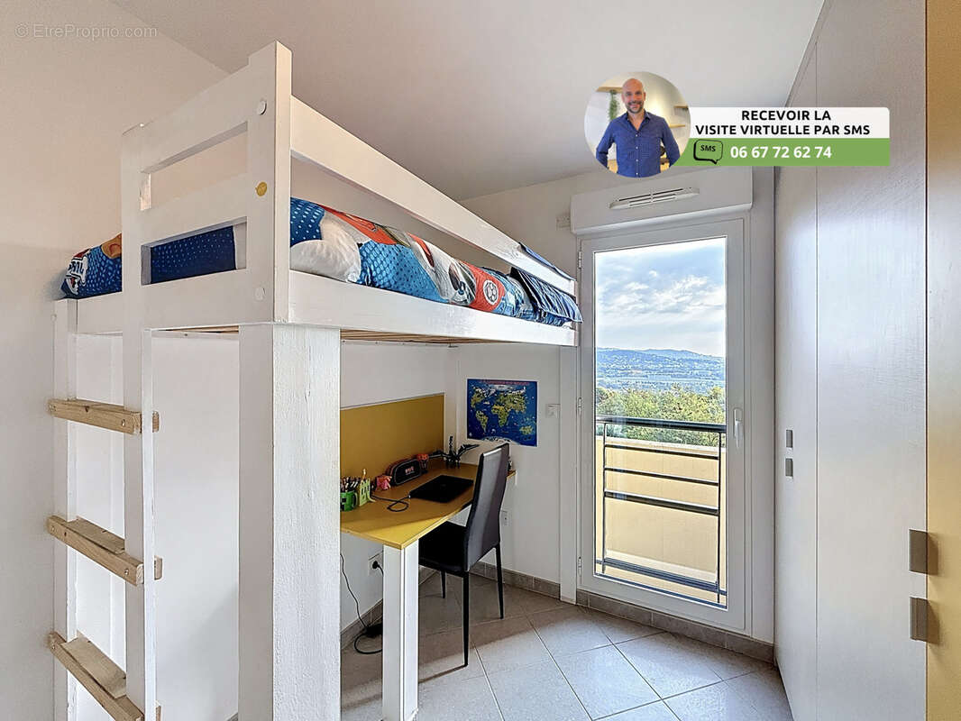 Appartement à MANDELIEU-LA-NAPOULE
