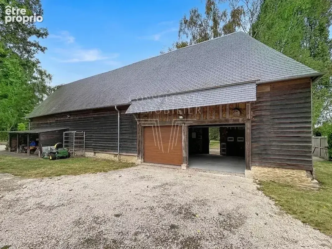 Beuvron-en-auge. splendide manoir du xviie avec ses dependances sur 1,1 ha - photo 25