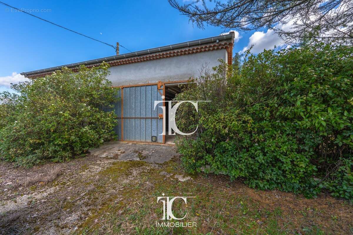 Maison à GROSPIERRES