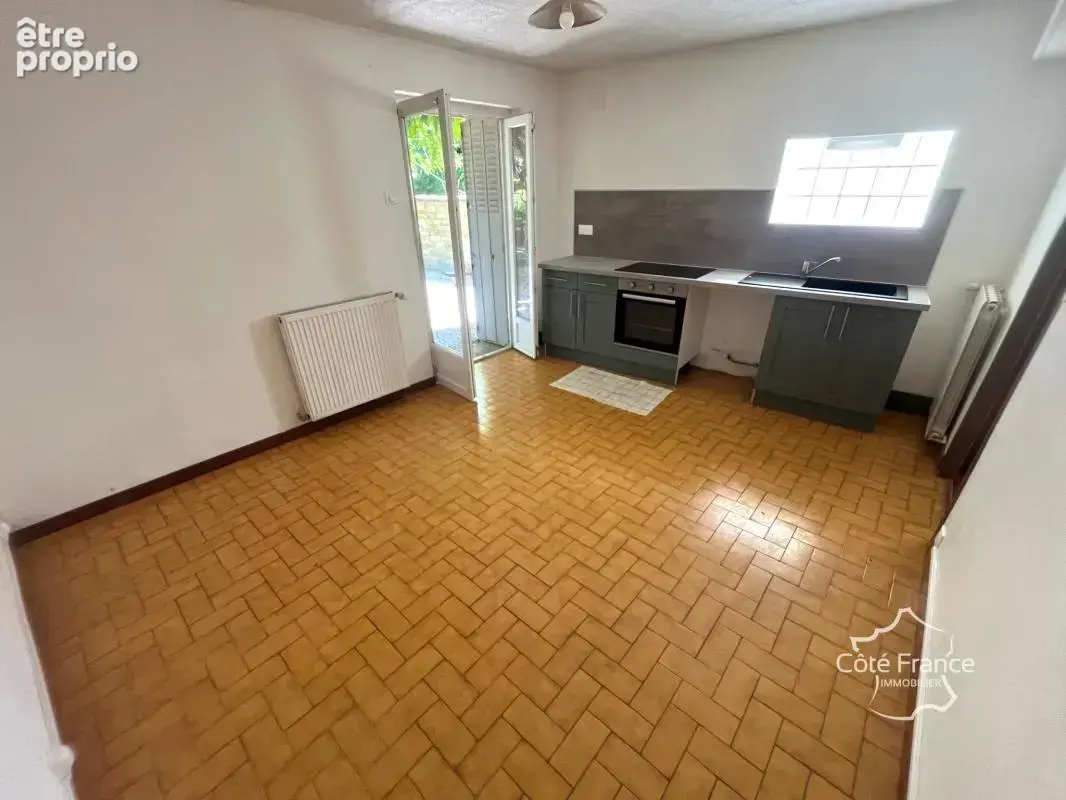 Authentique maison avec grange et grand jardin au coeur du vi - photo 10