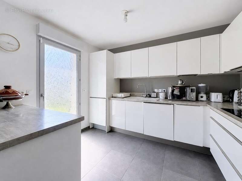 Maison à vendre 5 pièces MONTAGNY LES LANCHES (74) - photo 4