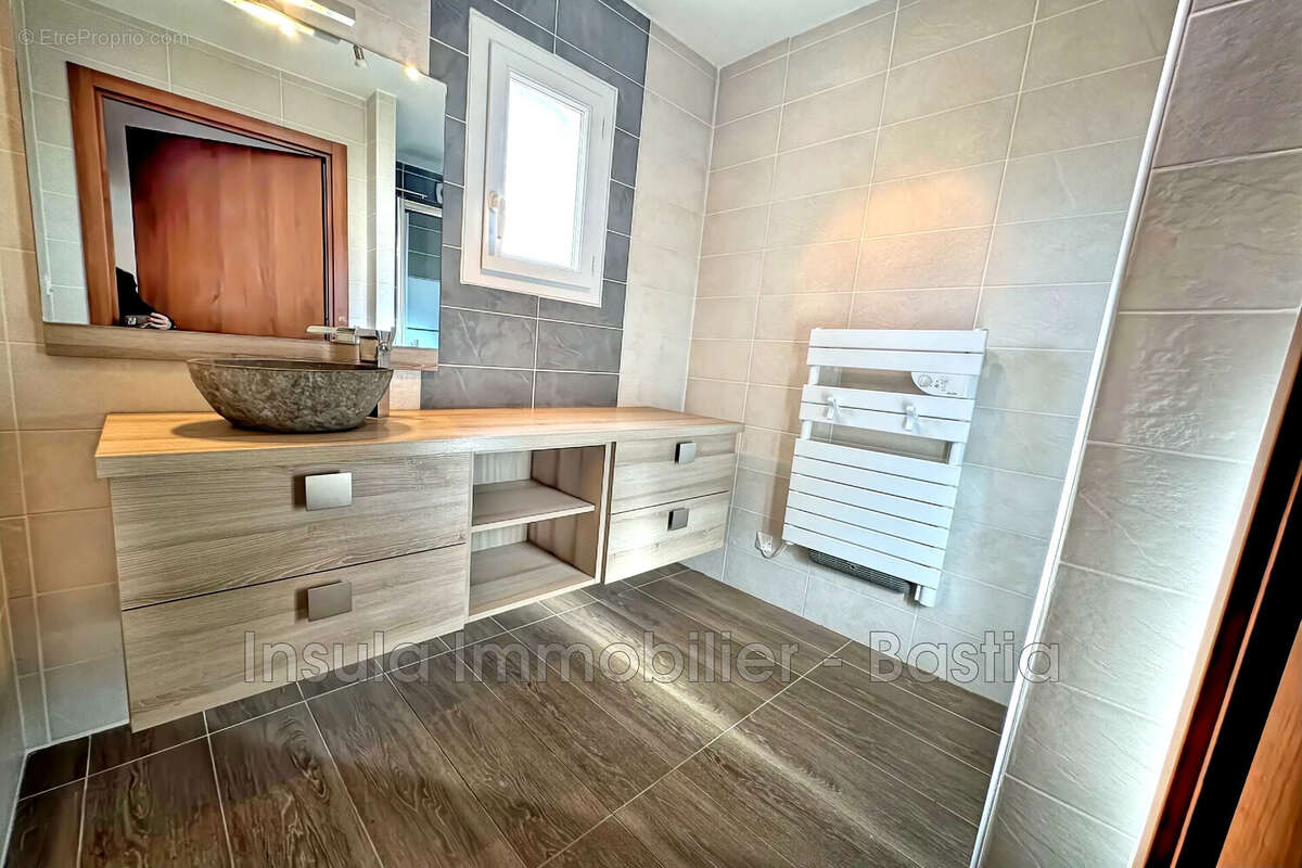 Appartement à BIGUGLIA