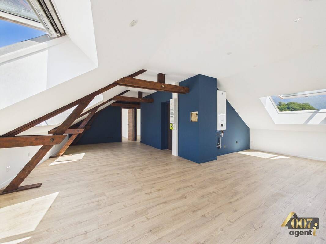 Appartement à ALBERTVILLE