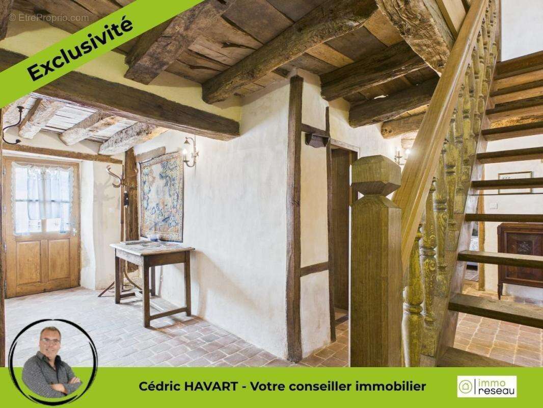 Maison 240 m² à Rivarennes  - photo 3