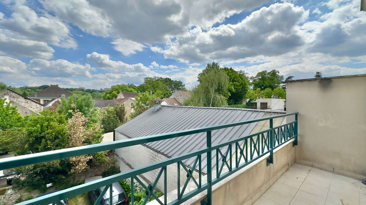 Appartement à SAVIGNY-SUR-ORGE