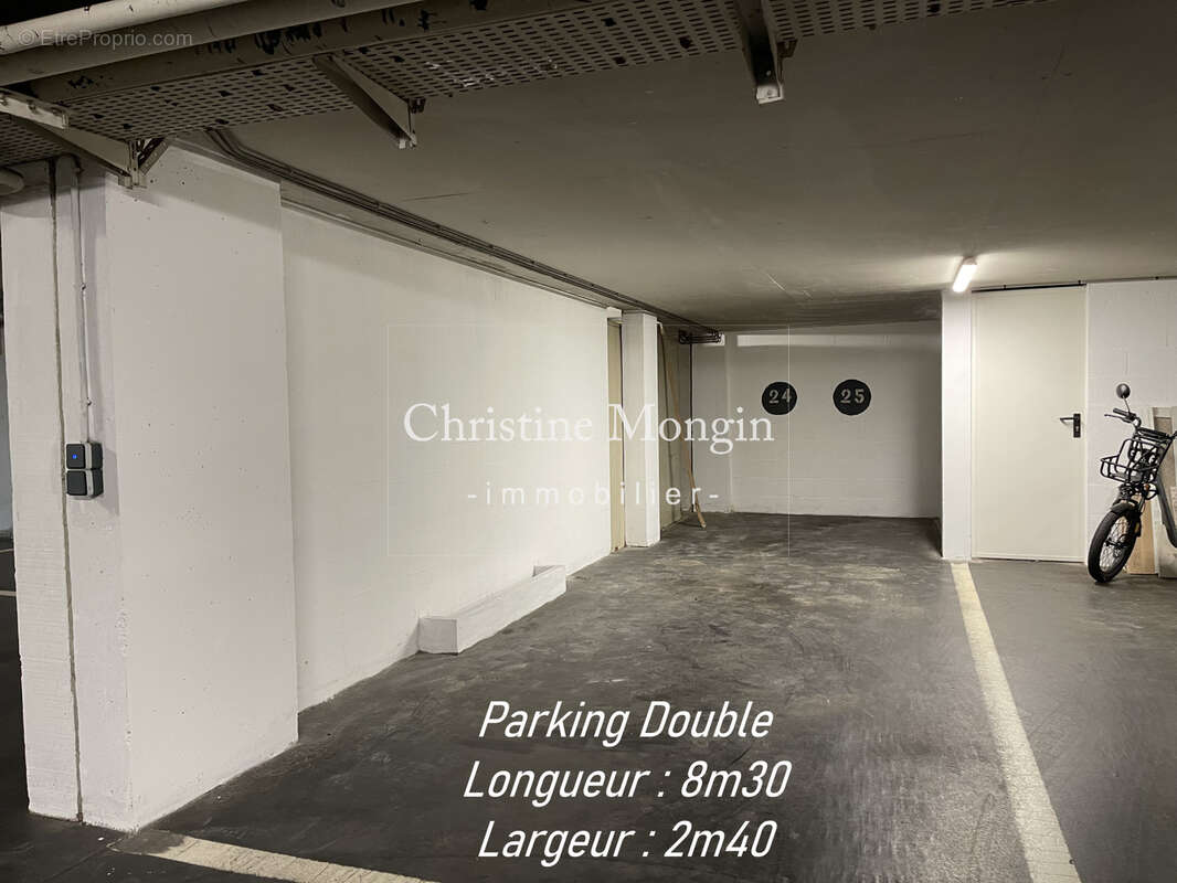 Appartement à NEUILLY-SUR-SEINE