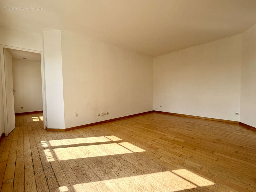 Appartement à THIAIS