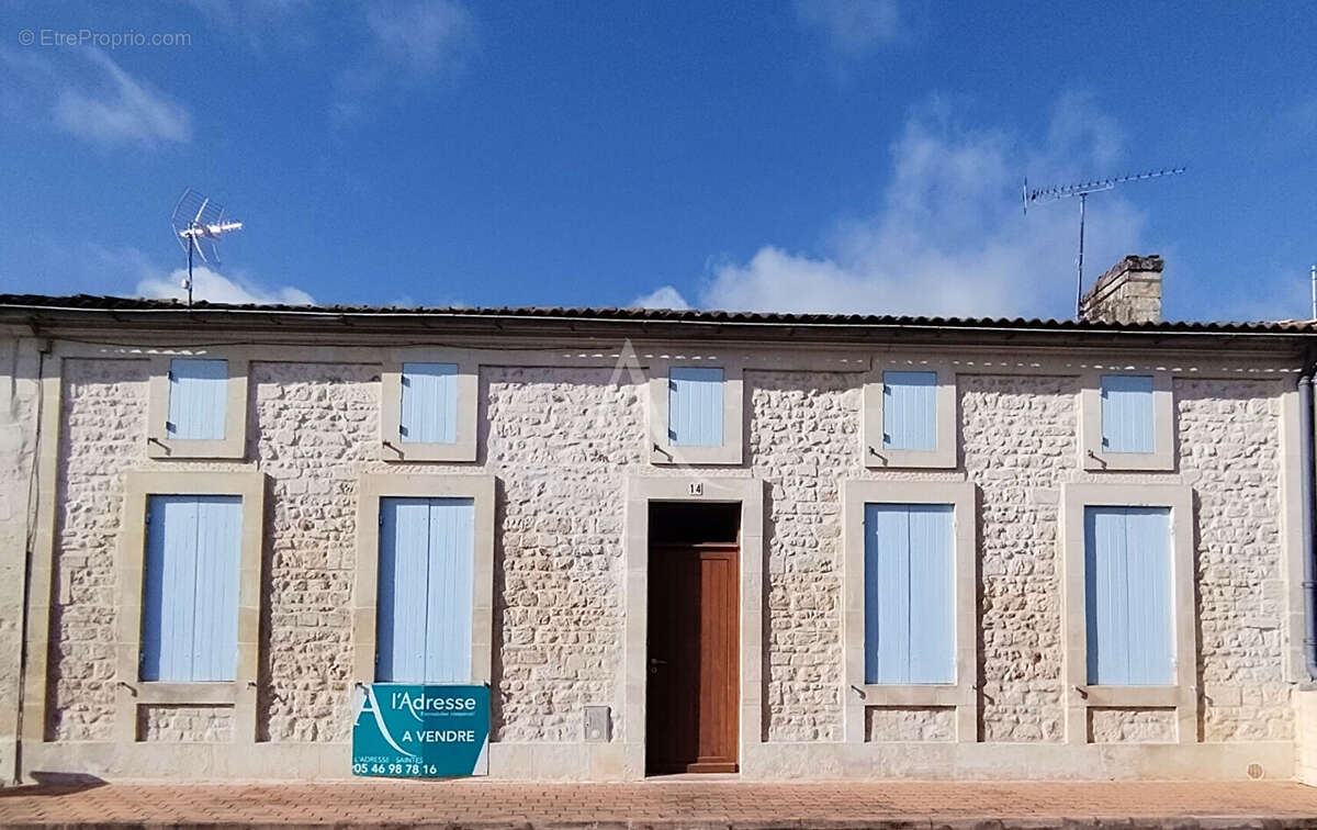 Maison à THENAC