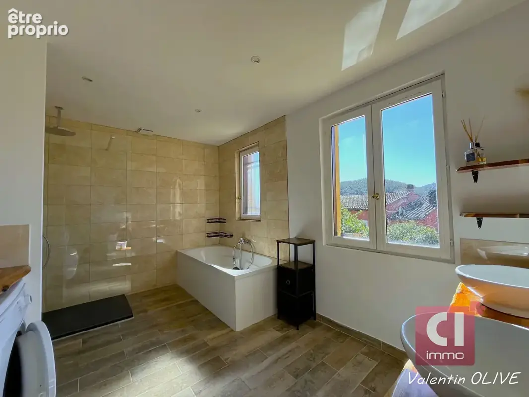 Maison Sainte Anastasie Sur Issole 4 pièces 89 m2 avec Piscine et Garage - photo 6