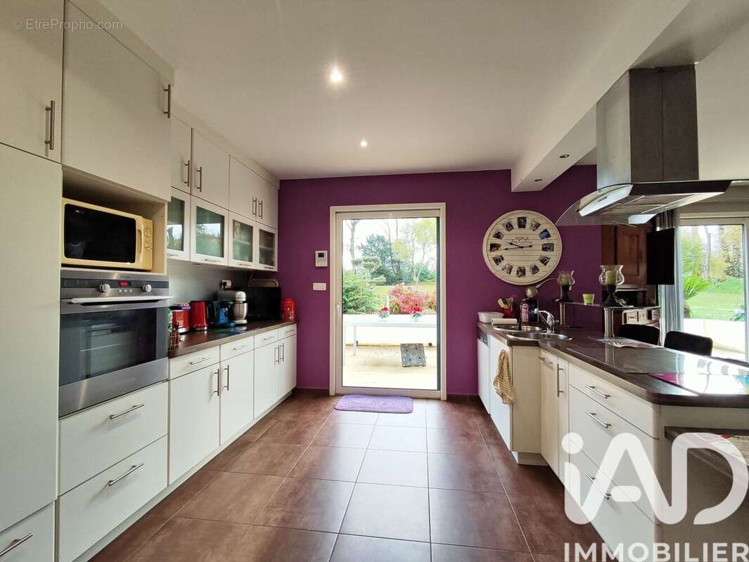 Photo 8 - Maison à SAINT-ALLOUESTRE