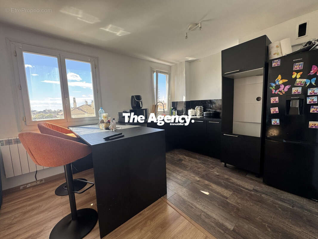 Appartement à MARSEILLE-9E