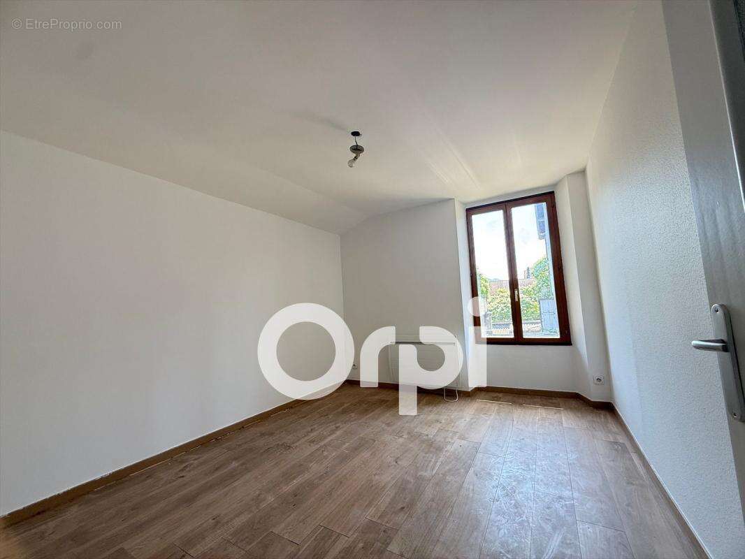 Appartement à VILLARD-BONNOT