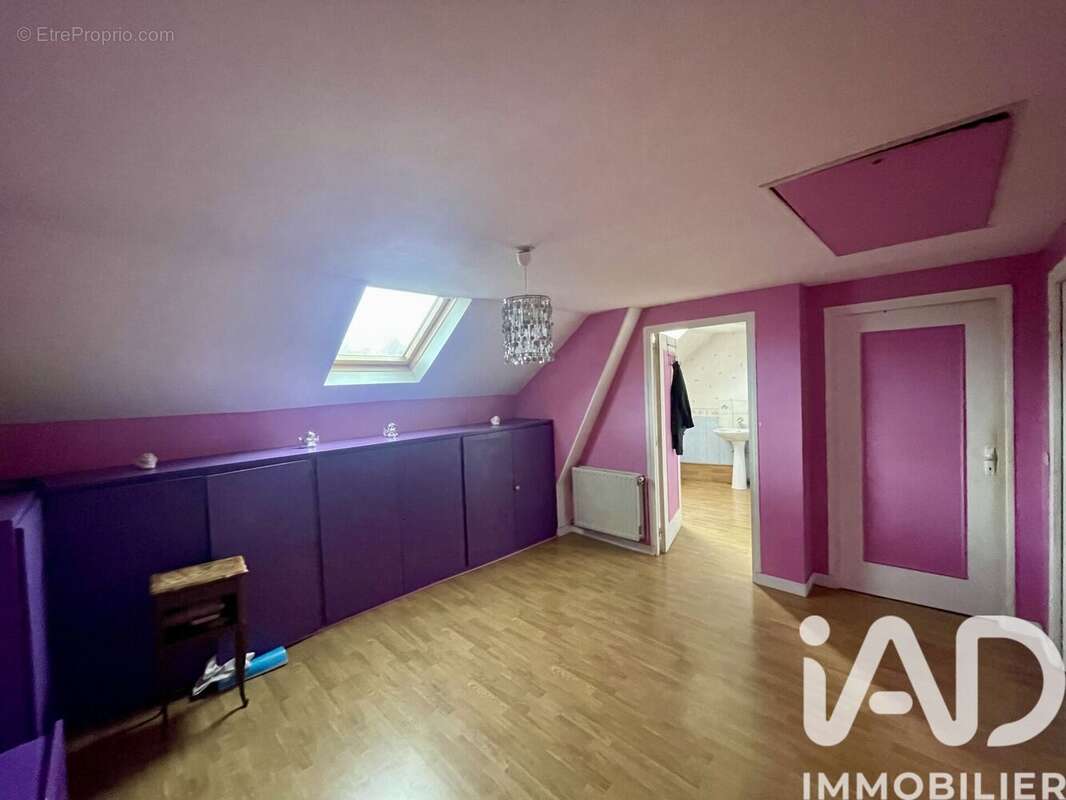 Photo 8 - Maison à ROYE