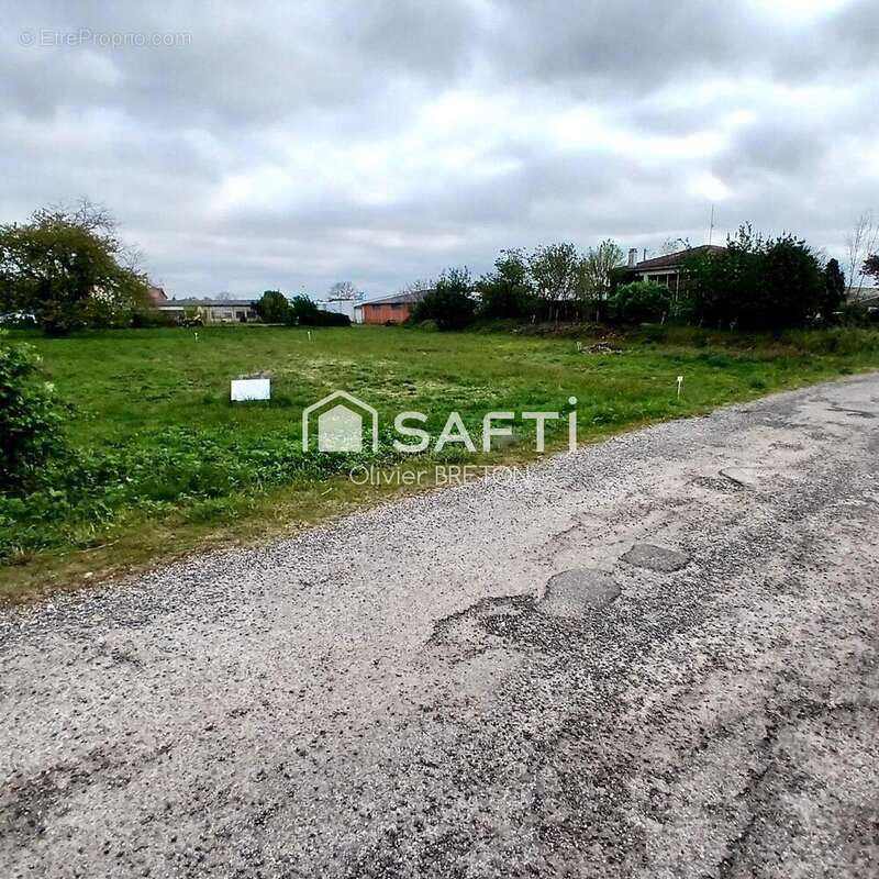 Photo 3 - Terrain à PAMIERS