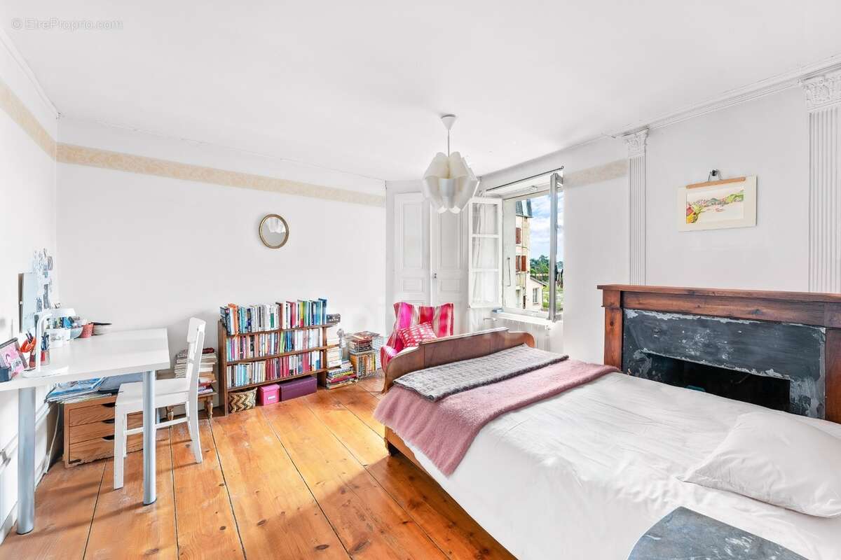 Maison à vendre 10 pièces GEX (01) - photo 25
