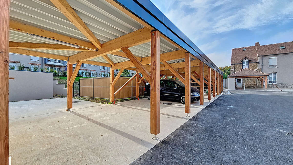 Maison à BUSSY-SAINT-GEORGES