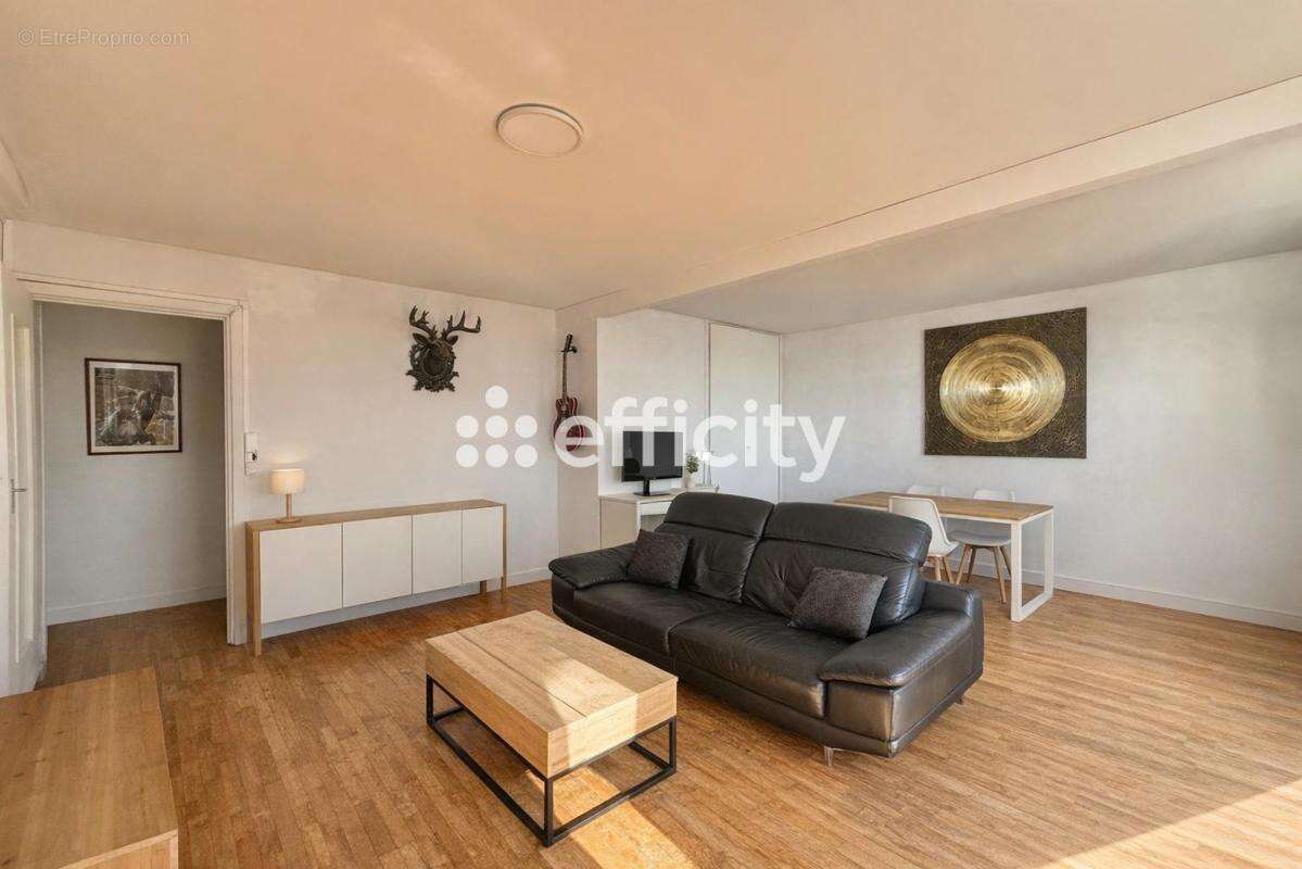 Appartement à CACHAN