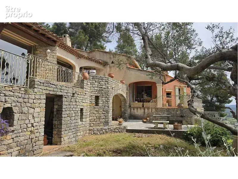 Maison à LA FARLEDE