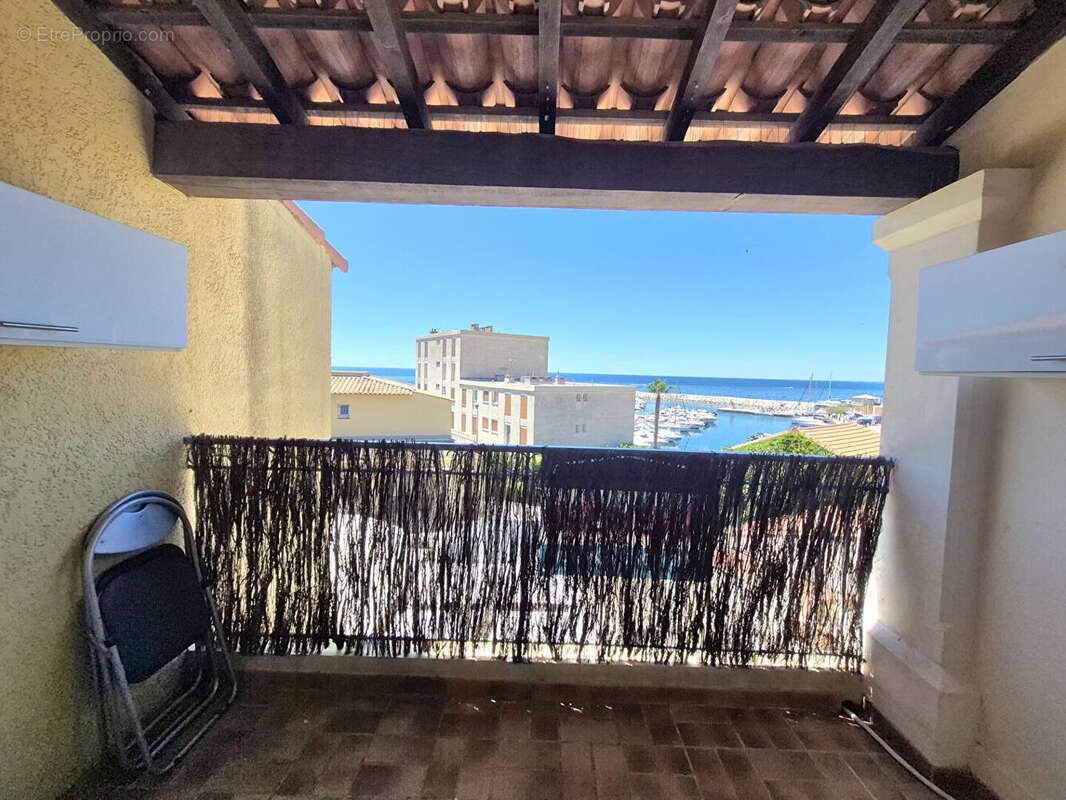 Appartement à SAUSSET-LES-PINS