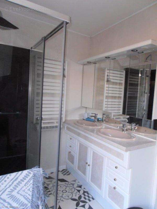 Maison à SAUZE-VAUSSAIS