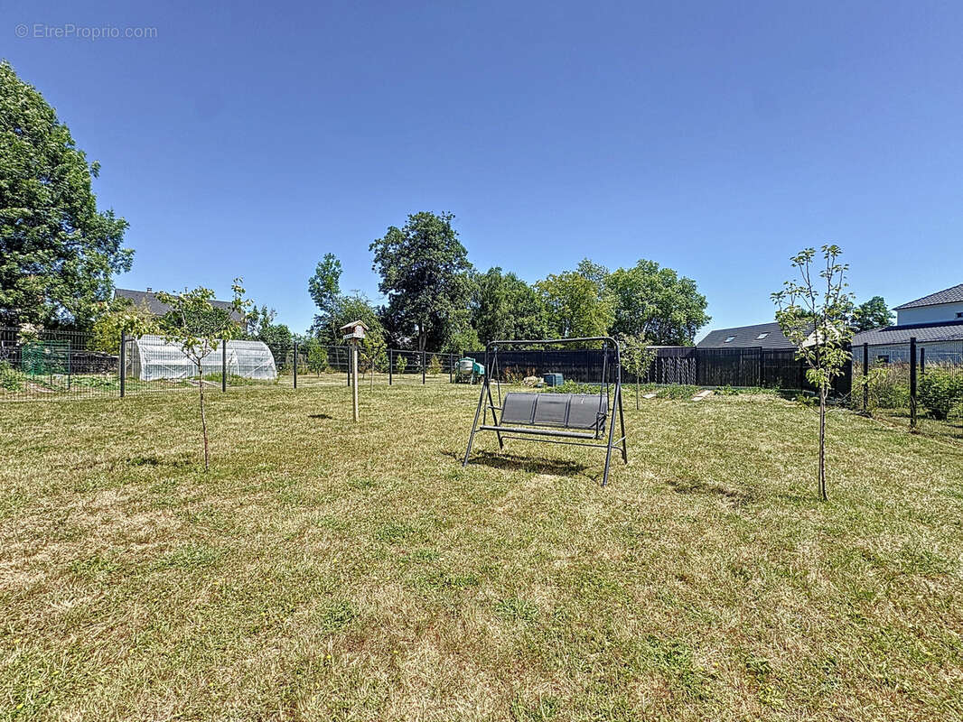 Maison à MONTIGNY-SUR-VESLE