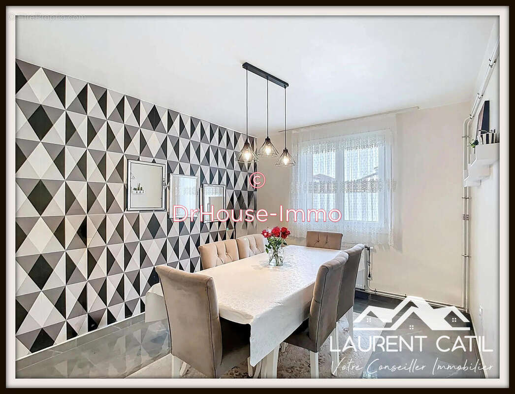 Maison à ROMANS-SUR-ISERE