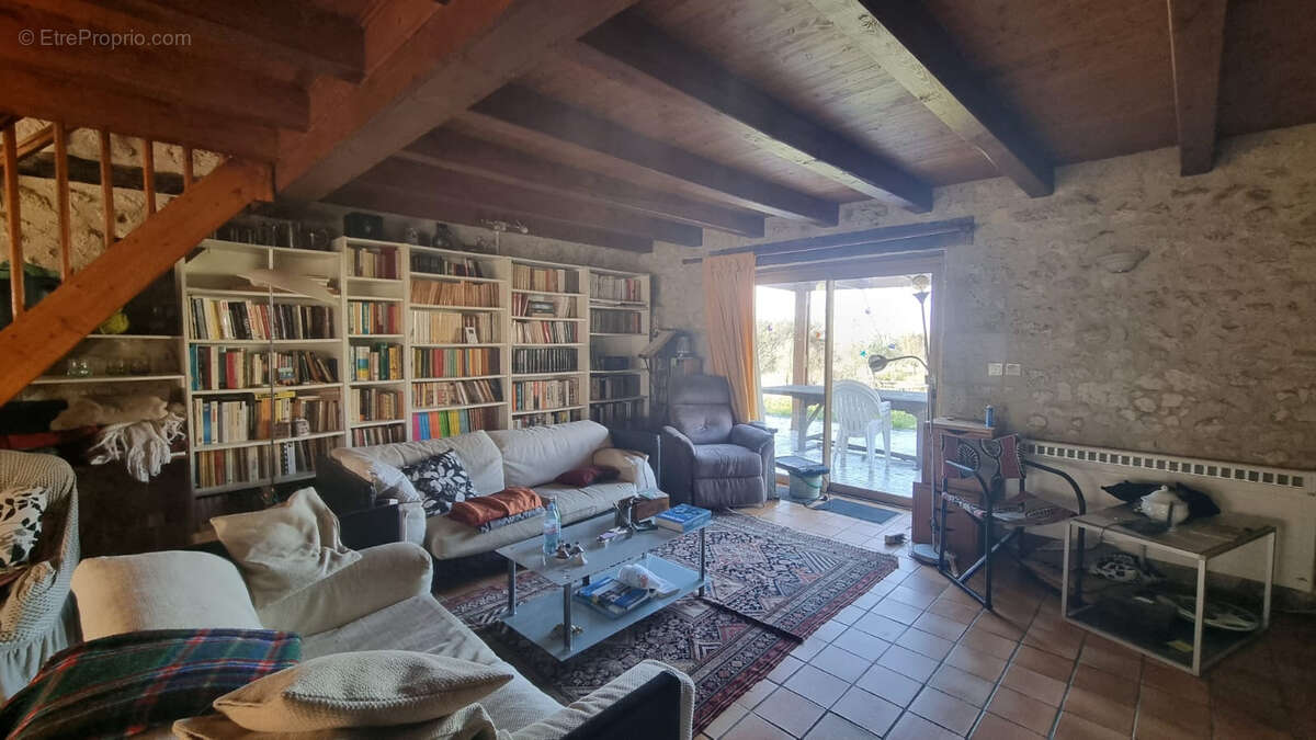 Maison à CAZES-MONDENARD