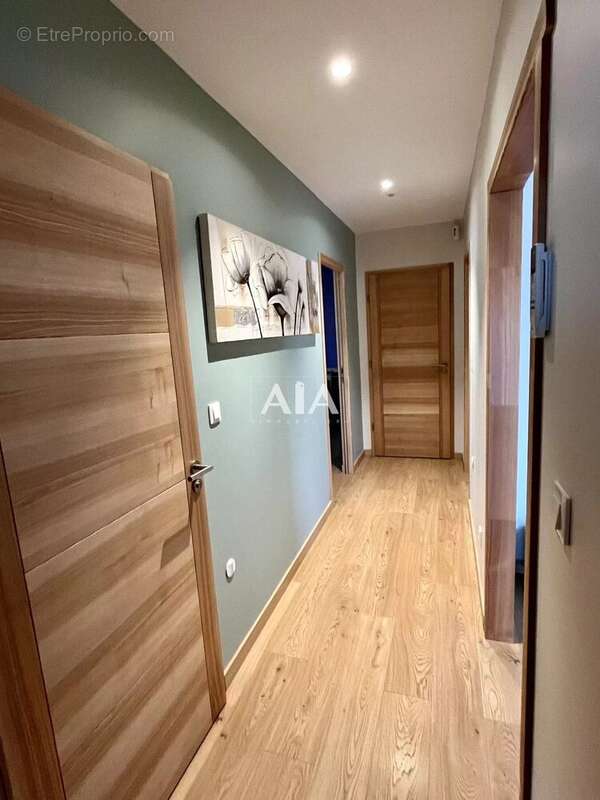 Maison à NANTEUIL-EN-VALLEE