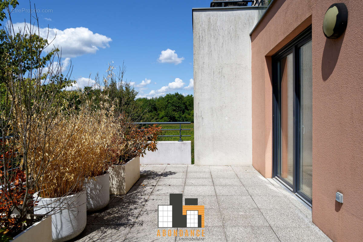 Strasbourg Robertsau F4 de 84.67m2 + terrasse de 18.5m2! - photo 2